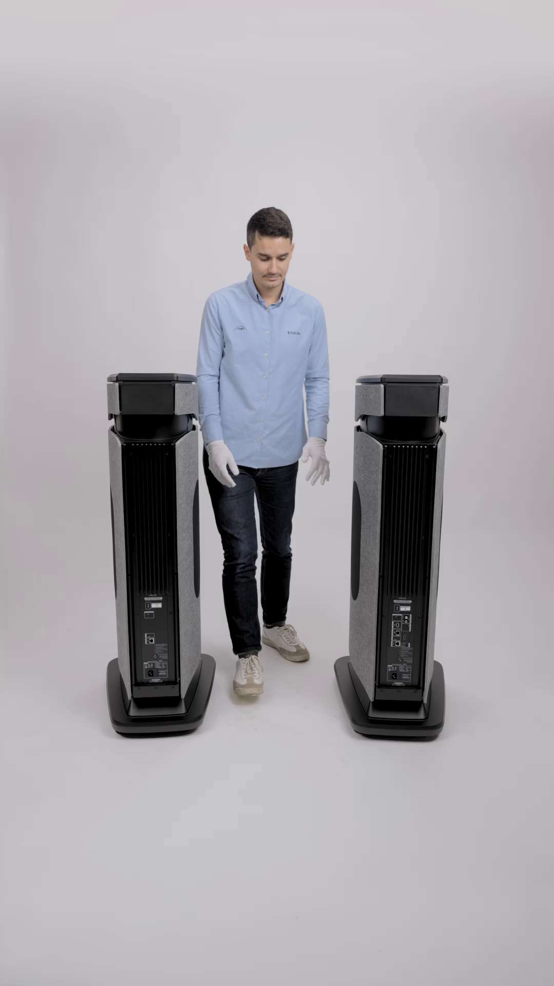 Manual speaker pairing